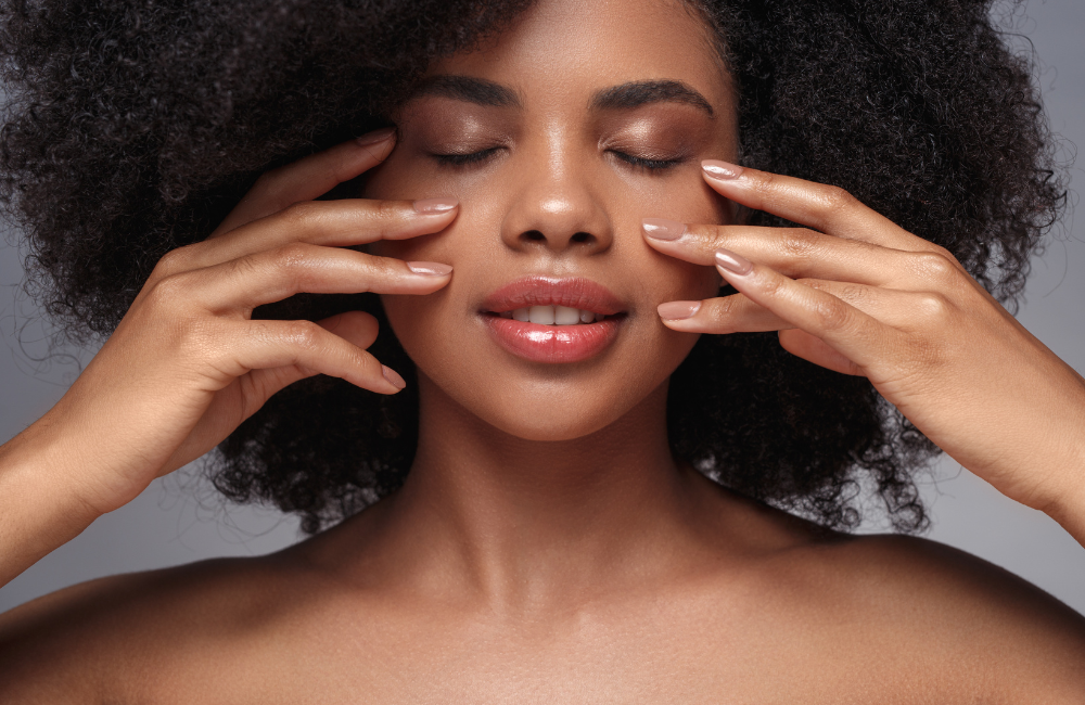 Natürliche Inhaltsstoffe in der Intimpflege – was wirklich gut für empfindliche Haut ist